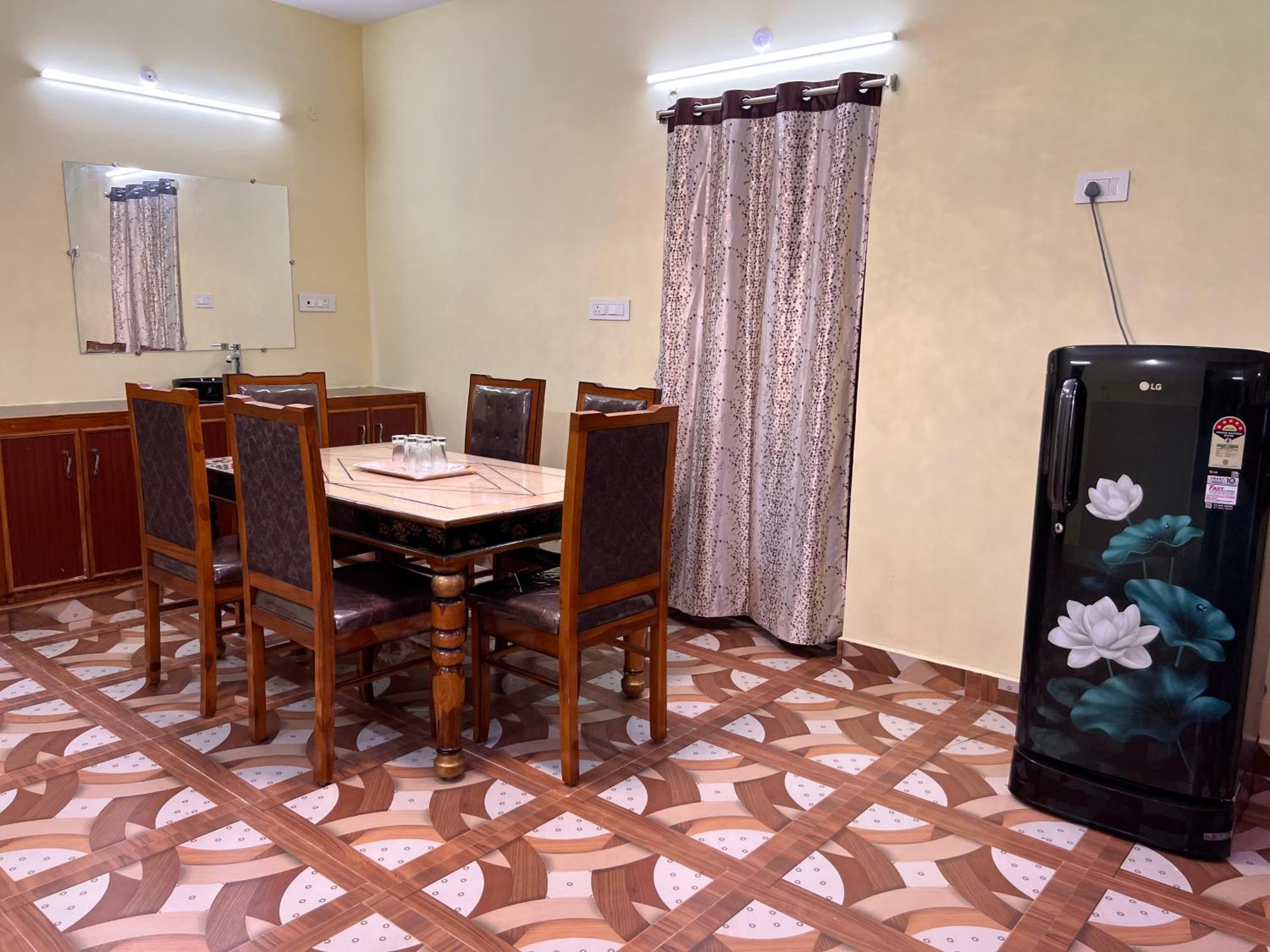 Dwaraka Home Stay Tirupati Exterior photo